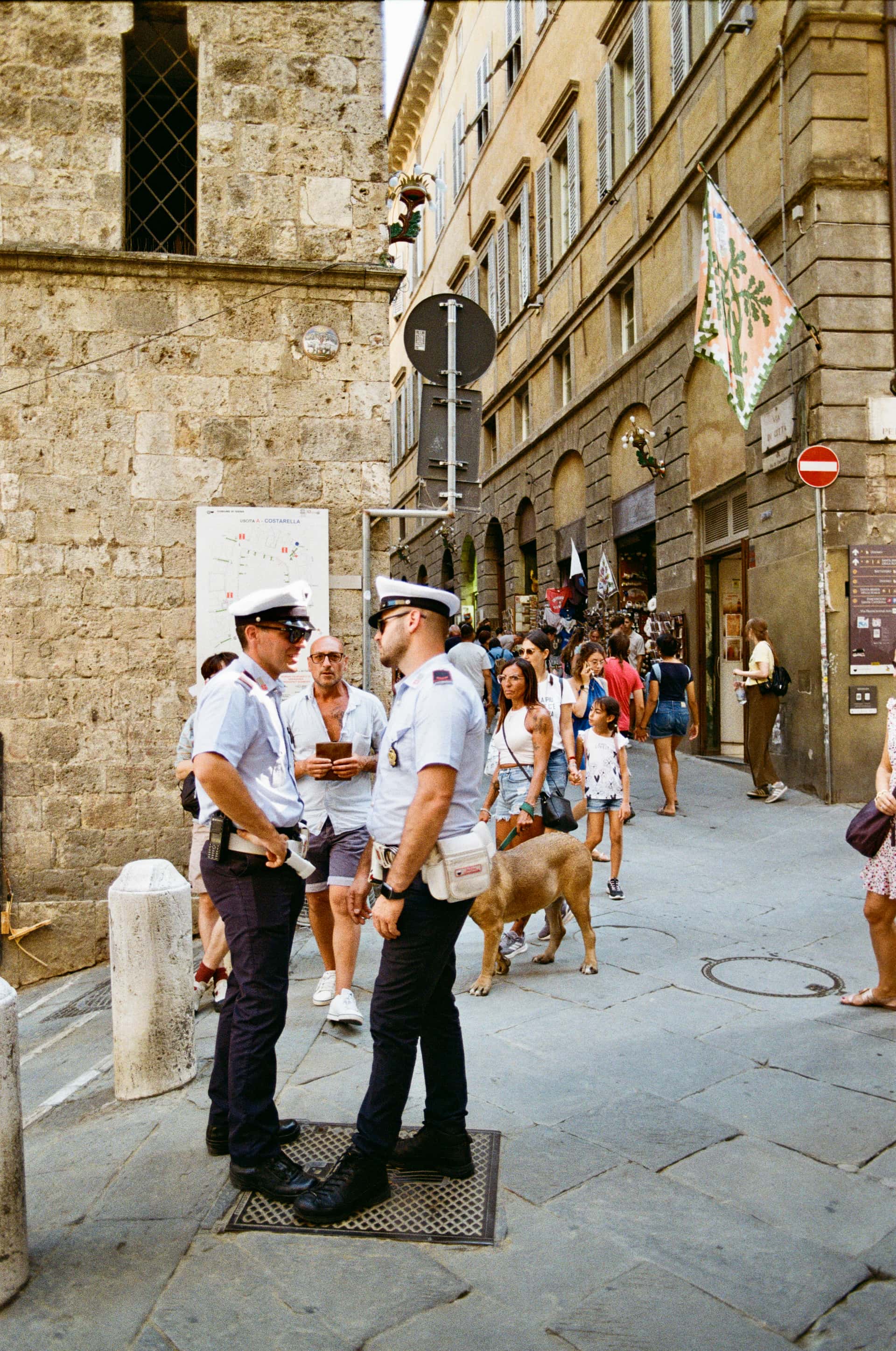 5DF75E57 1847 4E88 8744 EF93BBFF6A67 1 201 a