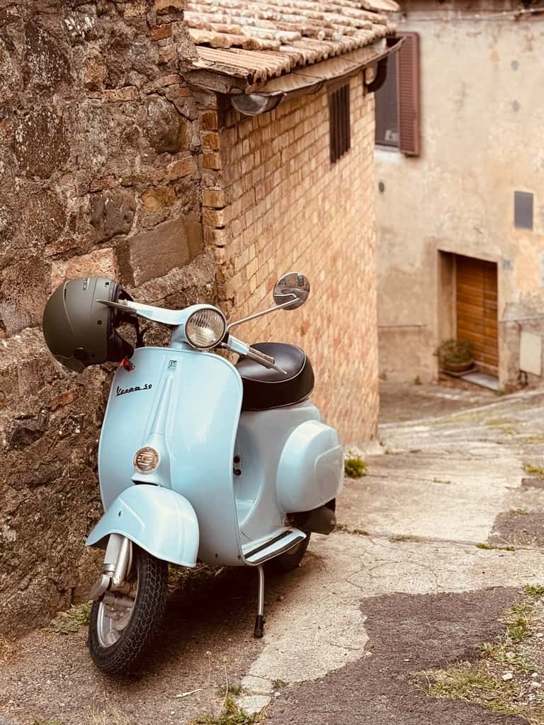 0D2D379D 3310 4579 AE85 46B85469DBDC 1 105 c